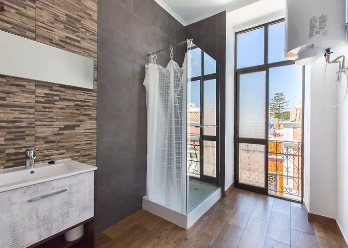 Πανσιόν Cosy Φάρο